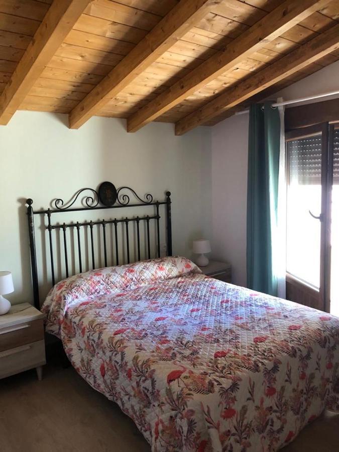 Casa Rural Los 7 Pinos De Gredos Наварредонда-де-Гредос Экстерьер фото