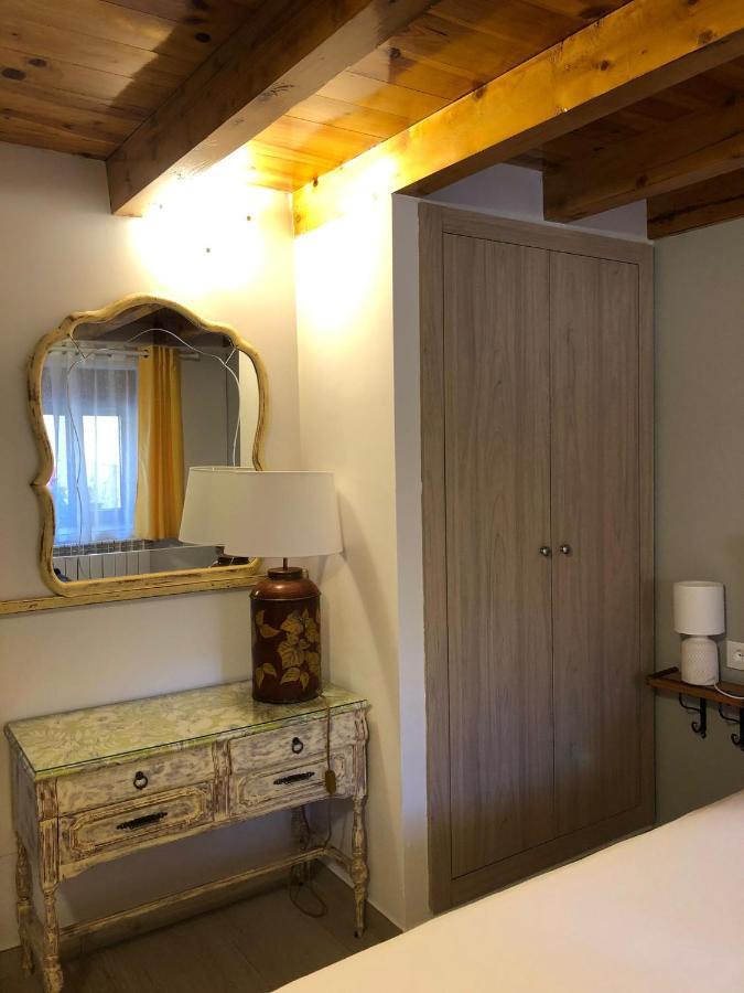 Casa Rural Los 7 Pinos De Gredos Наварредонда-де-Гредос Экстерьер фото