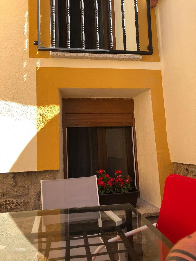 Casa Rural Los 7 Pinos De Gredos Наварредонда-де-Гредос Экстерьер фото